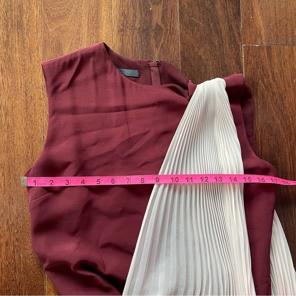 NWT Giada Made in Italy Pleated Mini Dress Red Ombré  Maroon Size 40 - Picture 11 of 11